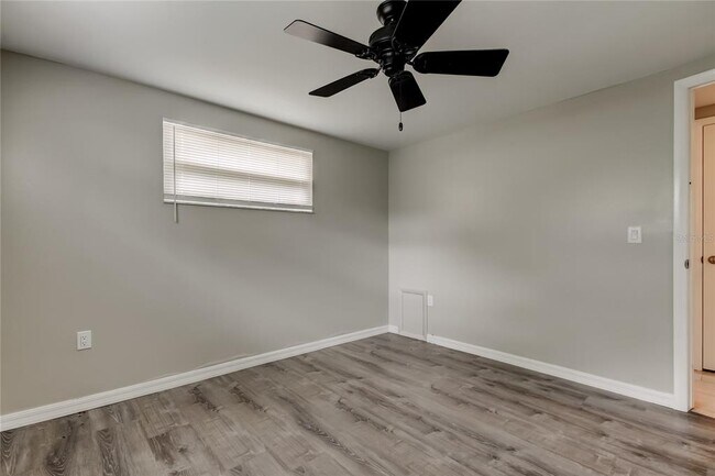 Building Photo - 7244 Amber Dr