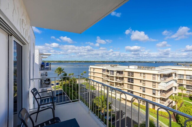 Building Photo - 3230 S Ocean Blvd