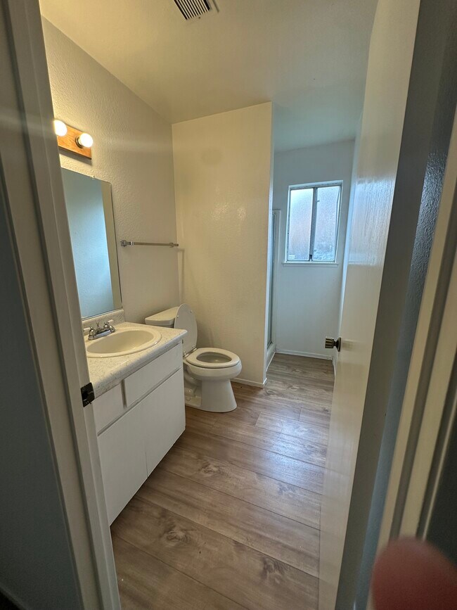 Building Photo - 2521 Casita Dr