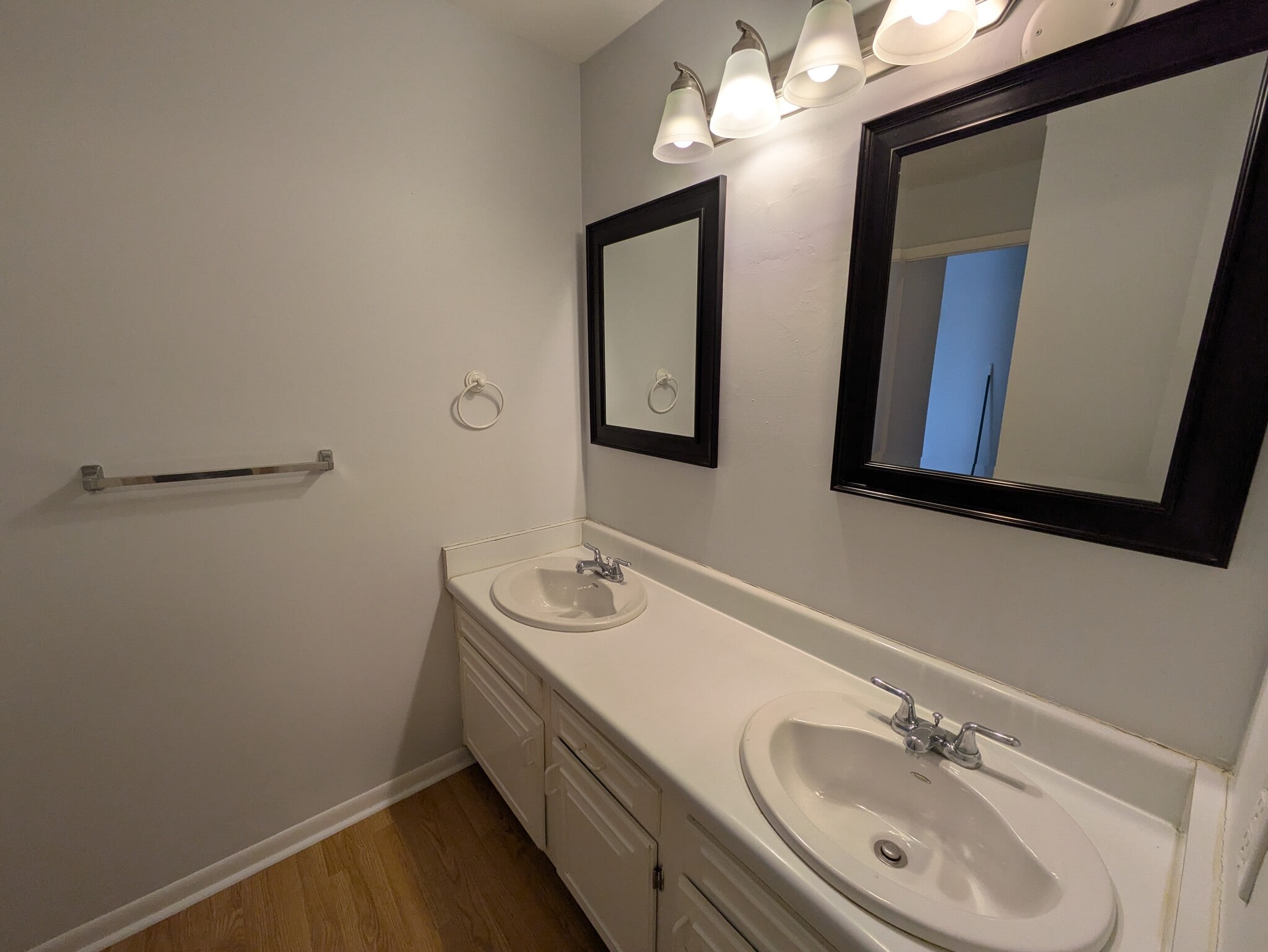 Building Photo - 6303 Newtown Cir