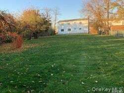 Building Photo - 3540 Bayview St