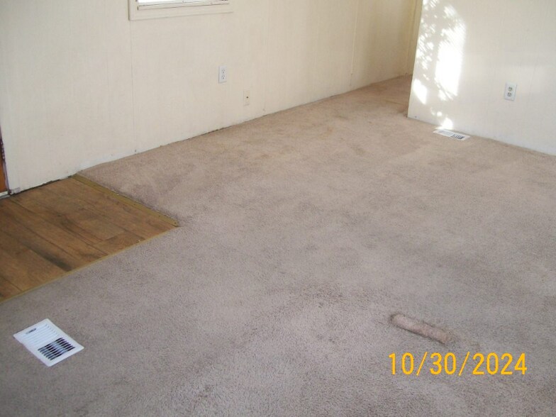 Building Photo - 430 N C St