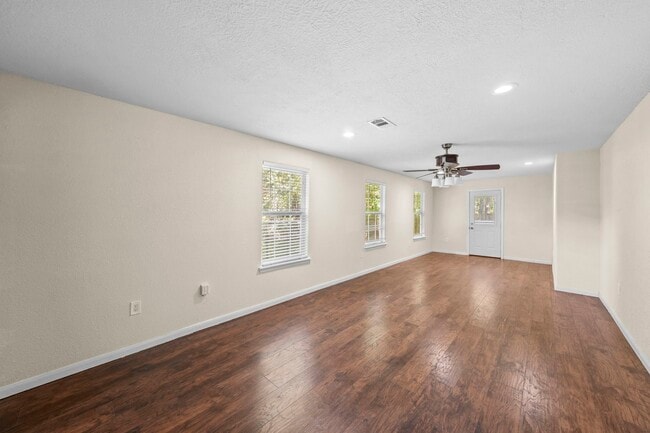 Building Photo - 2821 Holman St