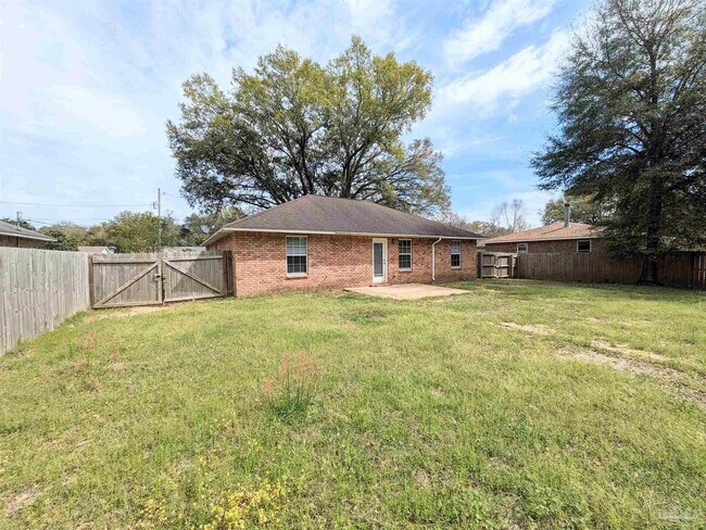 Building Photo - 4920 Mayo Cir