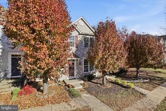 Building Photo - 45580 Grand Central Sq