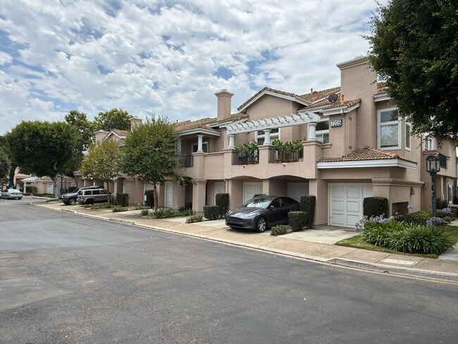 Building Photo - Beautiful UTC Townhome at the Renaissance Capri, with Loft, Fireplace, Garage & Resort Amenities