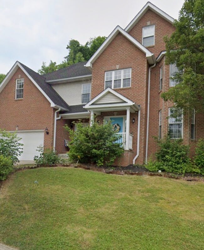 Building Photo - 110 Yorktowne Pl