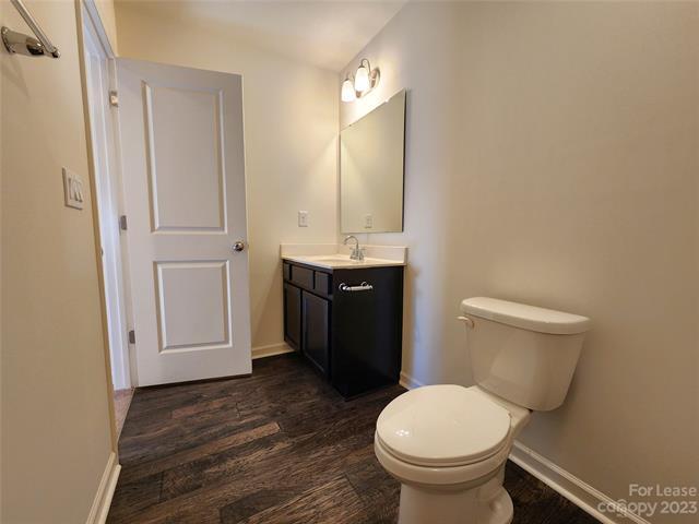 Building Photo - 150 Pin Oak Ct