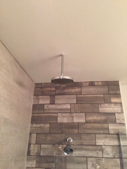 Main bath rain shower head - 14890 Granada Dr