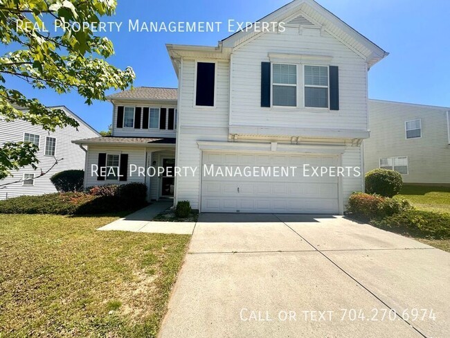 Primary Photo - Charming 3BR/2.5BA Home in Charlotte!