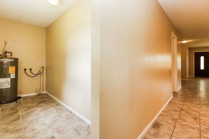 Building Photo - 39643 Meadowood Loop