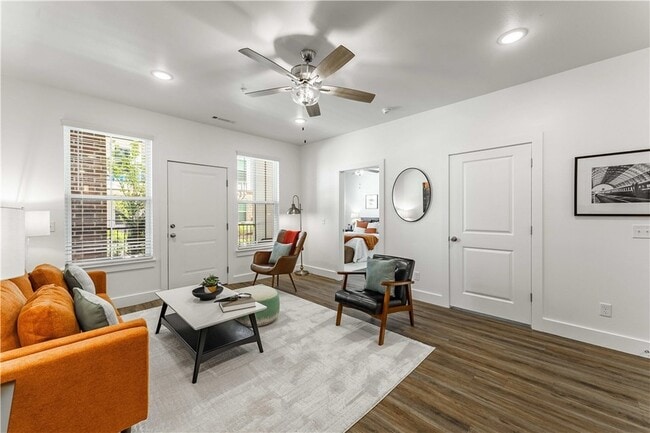 Building Photo - The Benton -  200 Ryan Unit Randolph | Woodruff