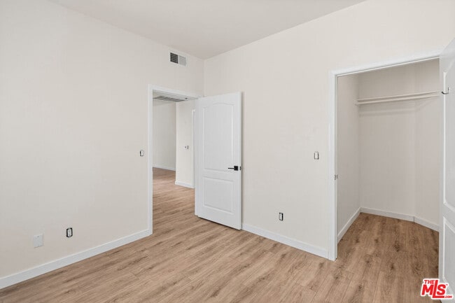 Building Photo - 1255 Federal Ave