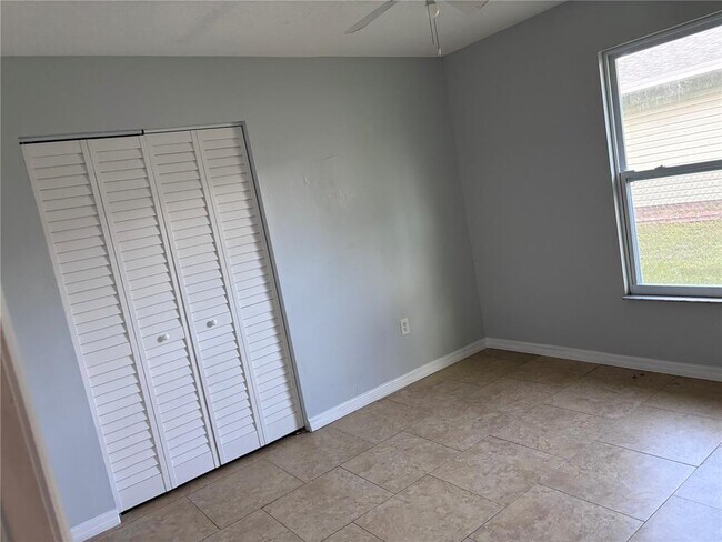 Building Photo - 2547 24th St