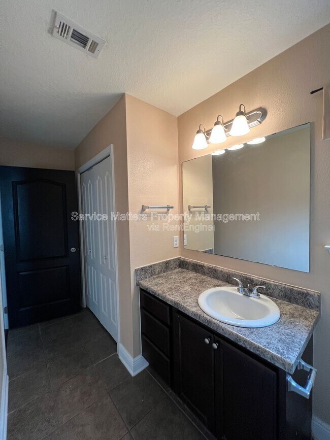 Building Photo - 6175 Chester Dr