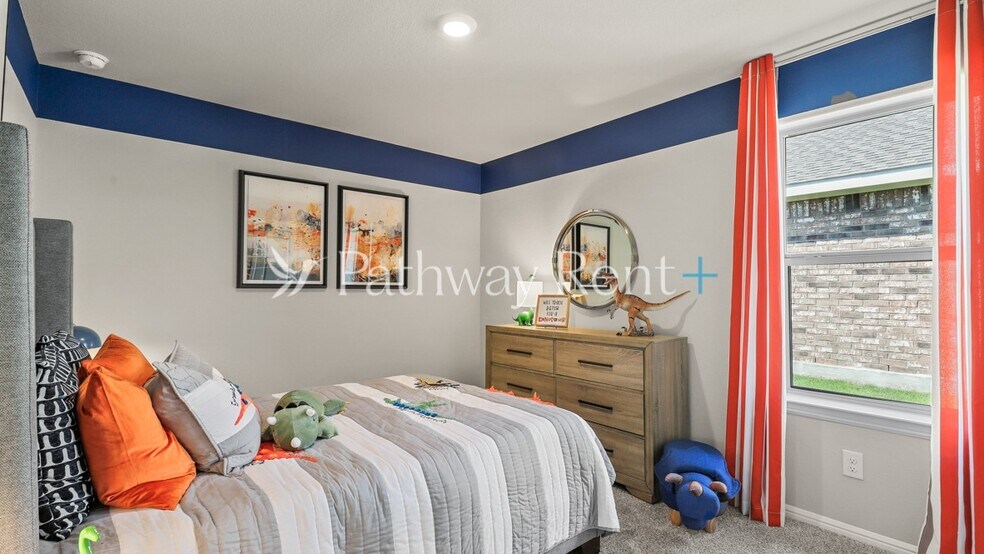 Building Photo - 9444 Golden Tree Ave