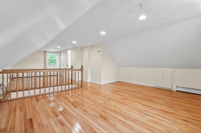 Building Photo - 4 Buttonball Trail