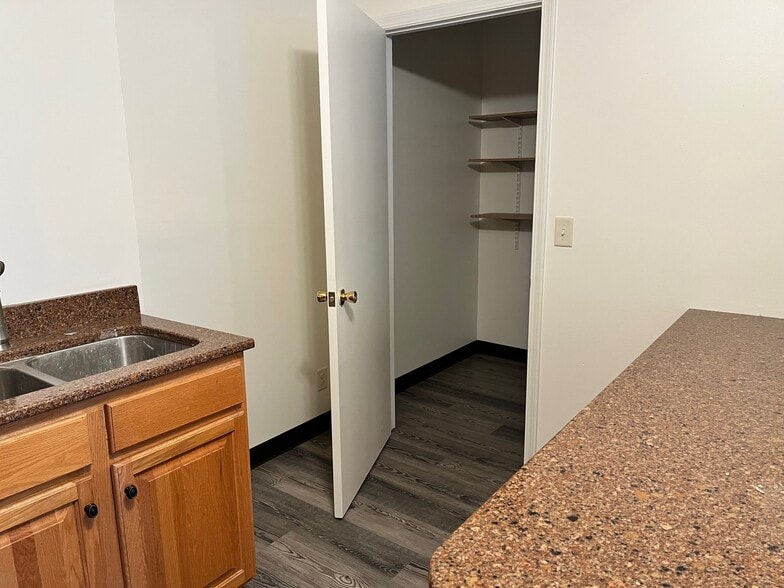 Building Photo - 101 W Toledo St