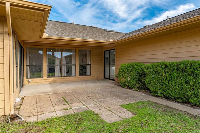Building Photo - 3816 Grifbrick Dr