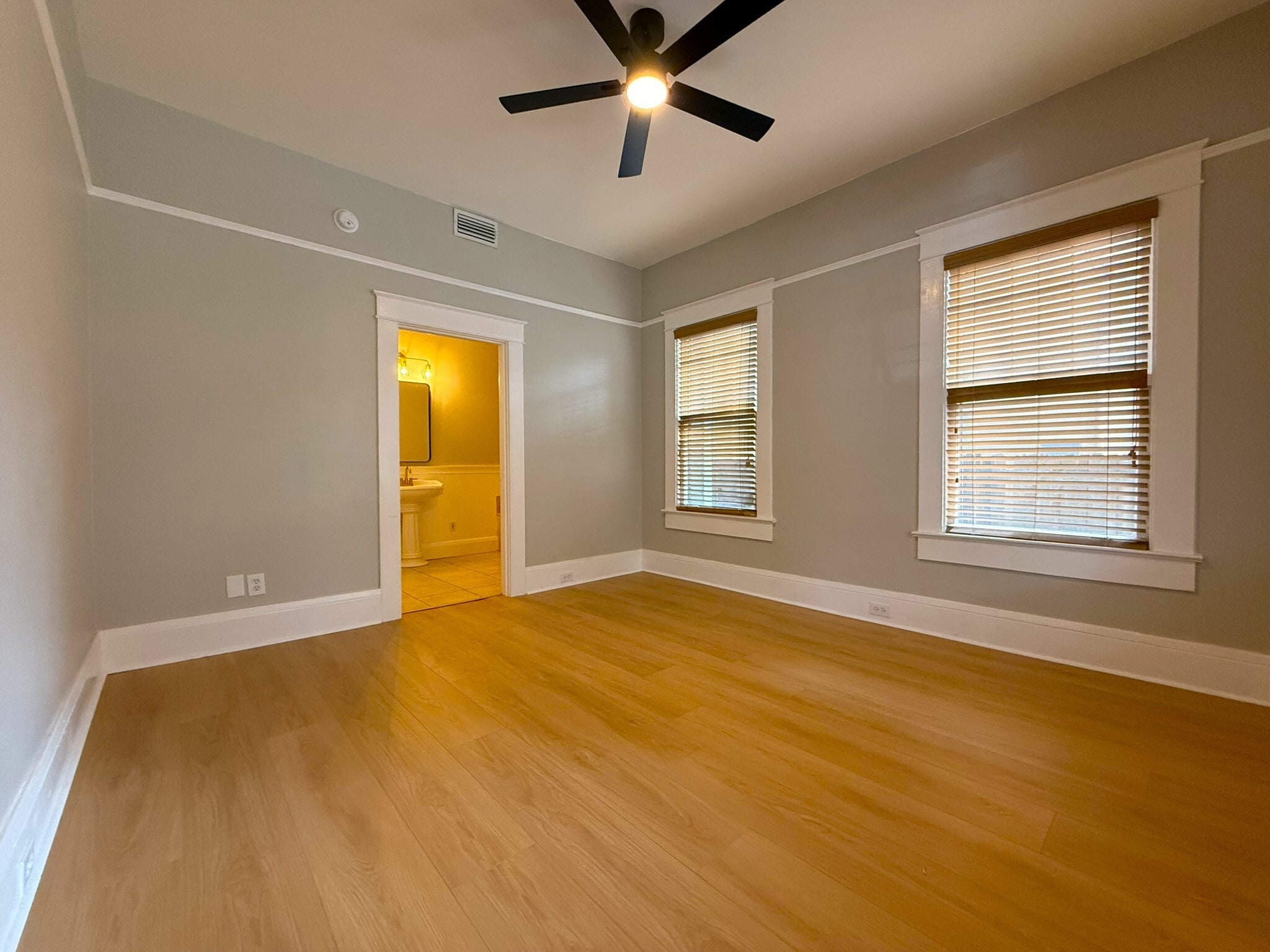 Building Photo - 2813 N Morgan St