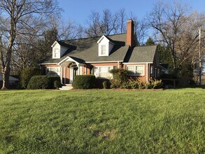 Building Photo - 4br 2ba Executive Home,  China Grove $1950 - AVAILABLE NOW!