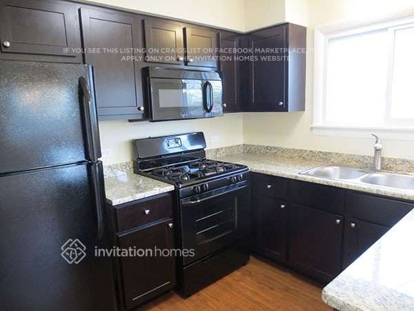 Building Photo - 1070 Norwood Ln