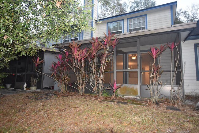 Building Photo - Townhome in Wekiva Reserve