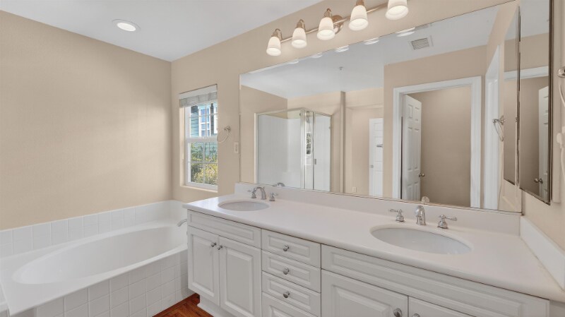 Building Photo - 63 Potters Bend