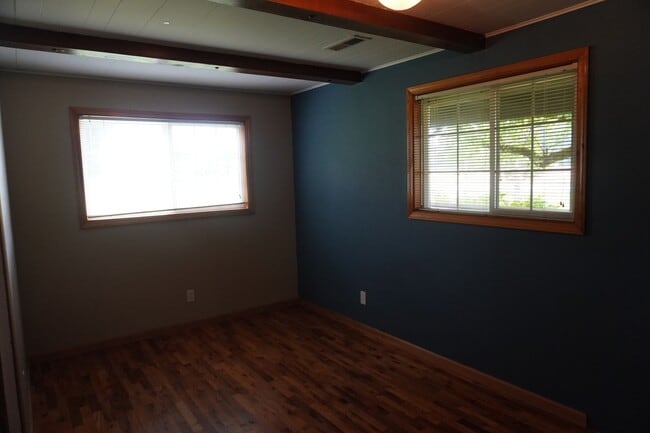 Building Photo - 23217 NE 92nd Ave