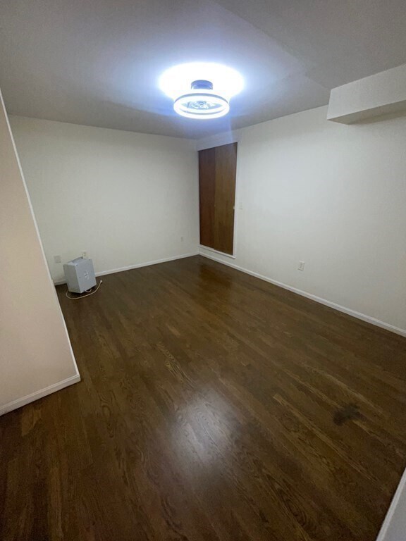 Building Photo - 842 South St