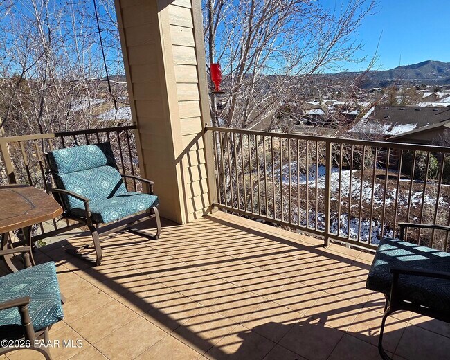 Building Photo - 1975 S Blooming Hills Dr