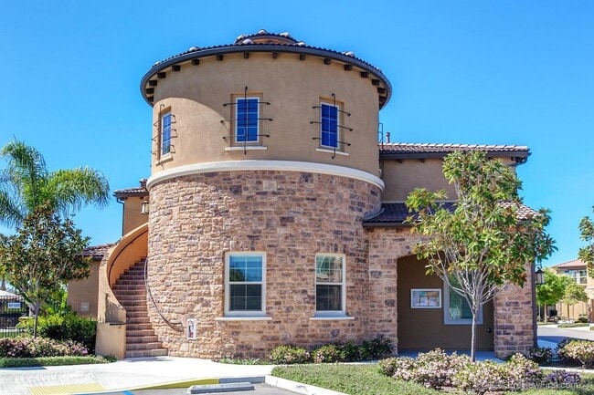Building Photo - 10637 Golden Willow Trail