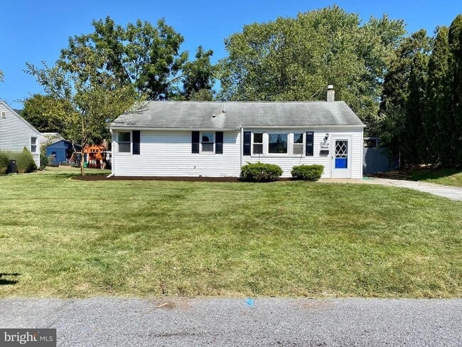 Primary Photo - 73 Oliver Rd