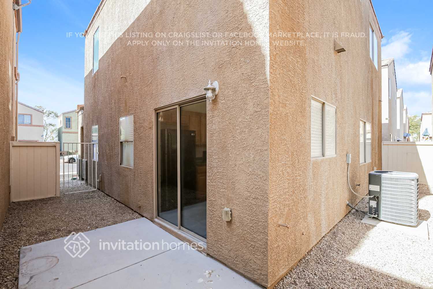 Building Photo - 2868 Canonero St