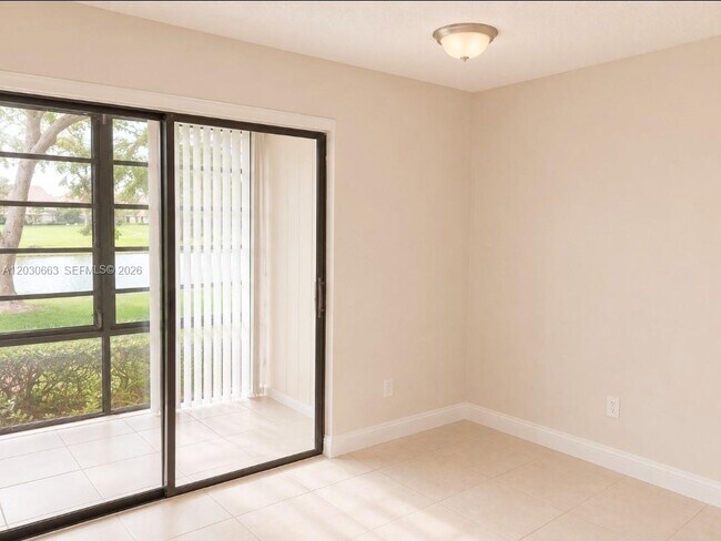 Building Photo - 9707 Hammocks Blvd