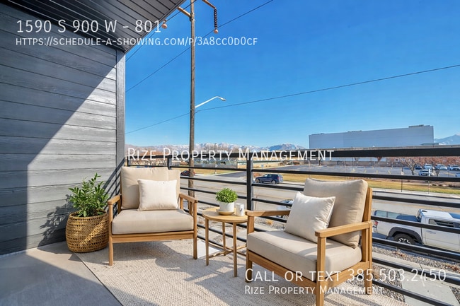 Building Photo - 1590 S 900 W