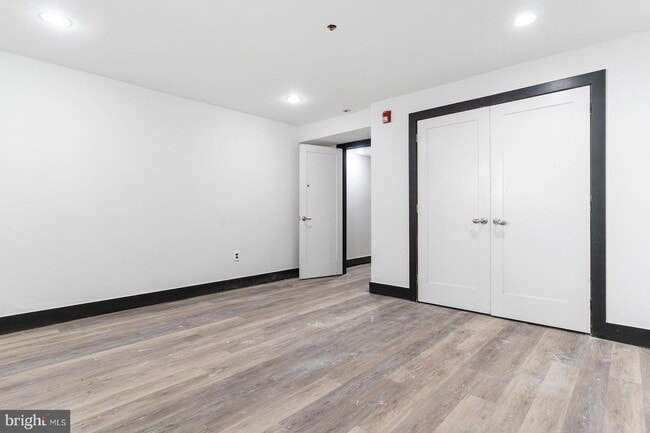 Building Photo - 1520 Green St