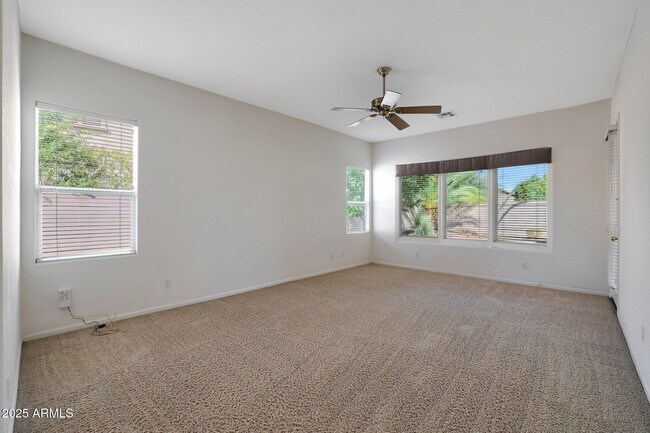 Building Photo - 21919 N 79th Ave