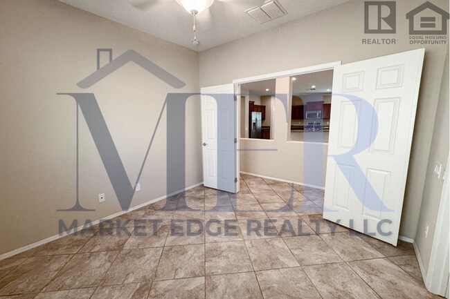 Building Photo - 4Bed/2Bath Home at Signal Butte/Warner! $399 MOVE-IN SPECIAL! Ready for Immediate Move-In!