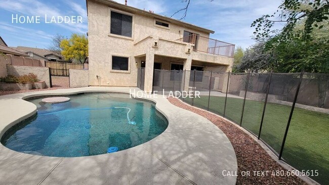Building Photo - 4733 E Woburn Ln