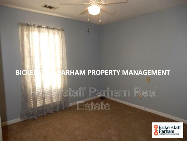 Building Photo - 5342 Brookview Dr