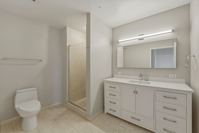 Building Photo - 510 W Erie St