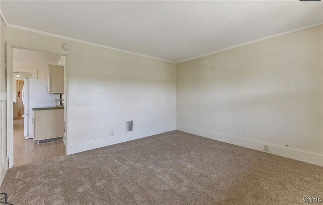 Building Photo - 1607 Burnet Ave