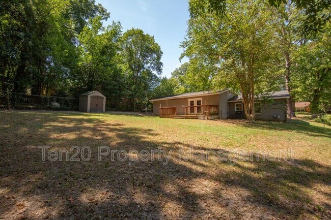 Building Photo - 3116 Culver Dr