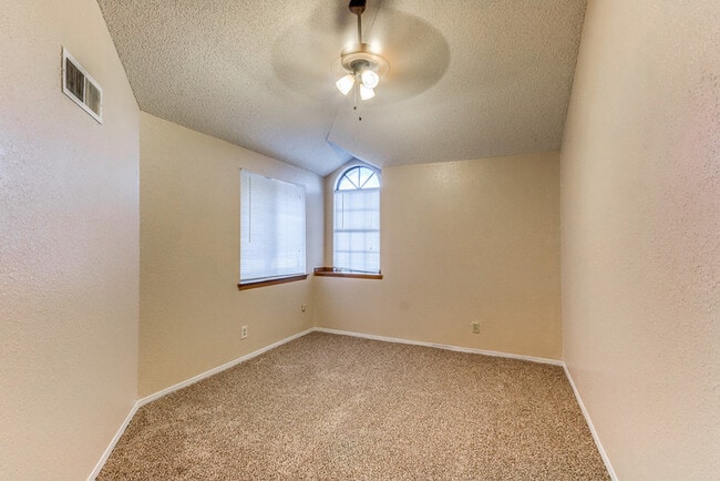 Building Photo - Prestigious Tri Level Home on East Side