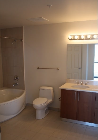 Building Photo - Gorgeous Studio in the Allure High Rise !!!