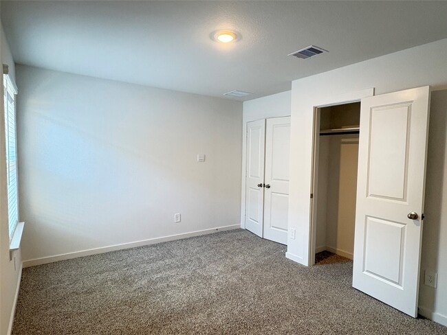 Building Photo - 31114 Royal Acres Ct