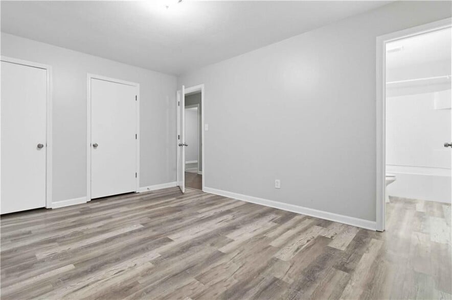 Building Photo - 442 Booth Cir SW