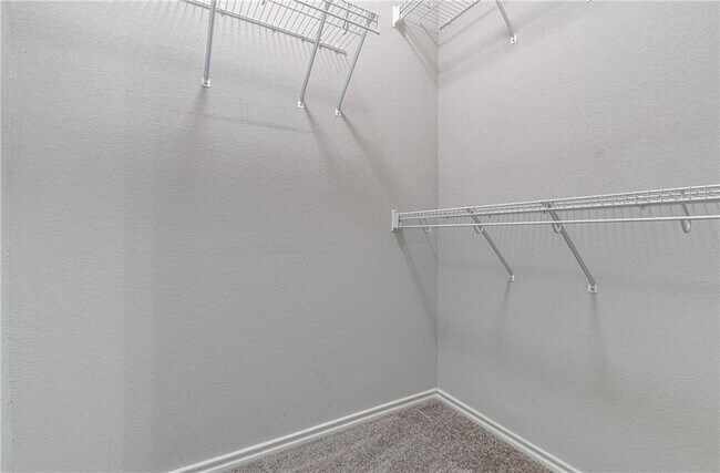 Building Photo - 351 Black Cap Run