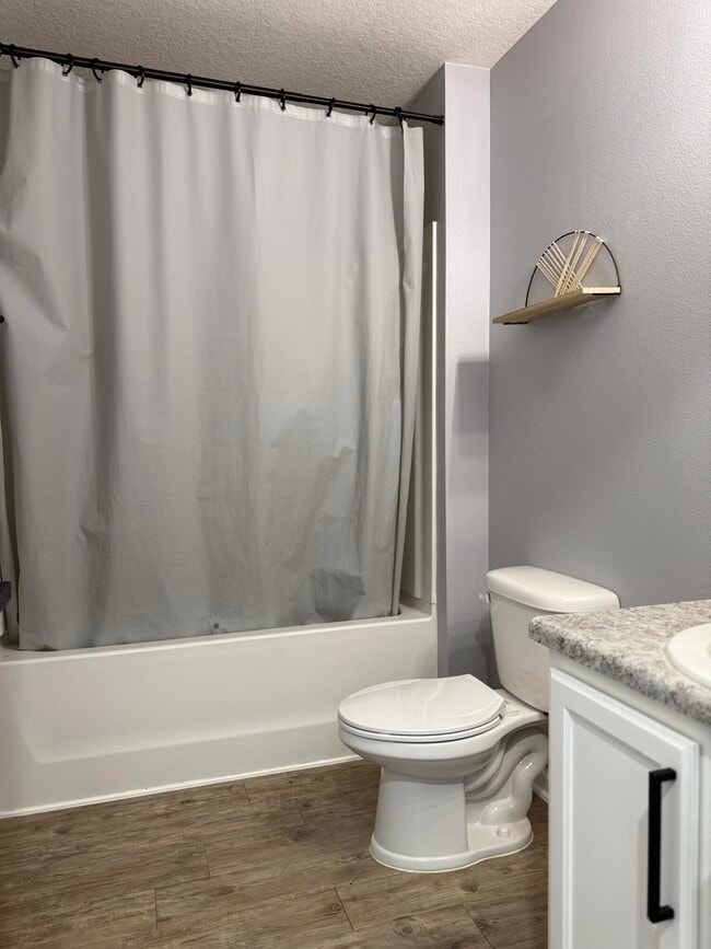 Building Photo - 351 Merlin Ct